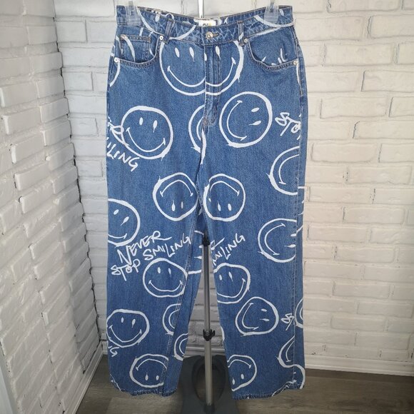 Smiley x H&M Ladies Size 10 Medium Wash w/ White Wide Straight Leg Jeans - Picture 1 of 16